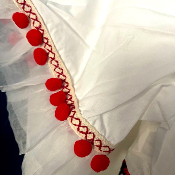 White red Floral embroidered mini babydoll dress - Picture 3 of 3